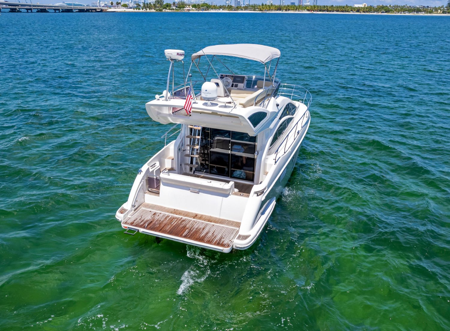 45' DreamLuxe — 45ft charter yacht in South Florida